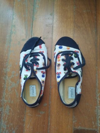 Tenis talla 33