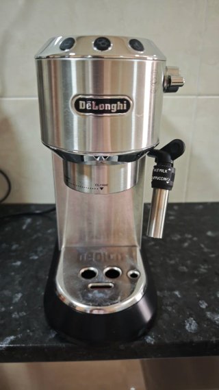 Cafetera De'Longhi Acero Inox