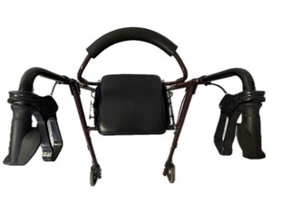 Andador con asiento y ruedas