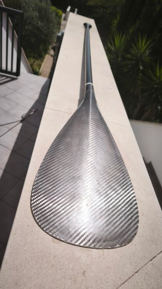 Remo Paddle Surf de carbono y una pieza. 2m.