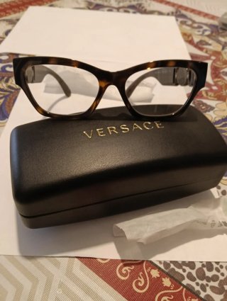 Gafas Versace Tortoise con Medusa Dorada, MiuMiu