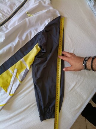 Giacca a vento Reebok vintage grigia e bianche