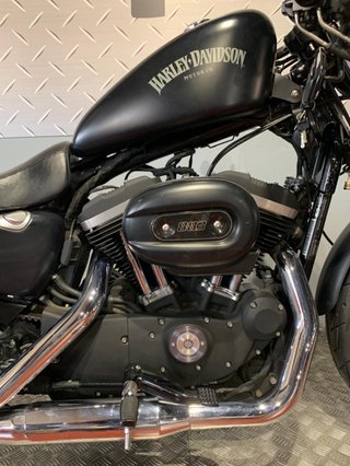 Harley Davidson Sportster Iron 883