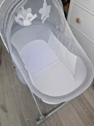 Cuna de viaje Kinderkraft con mosquitera