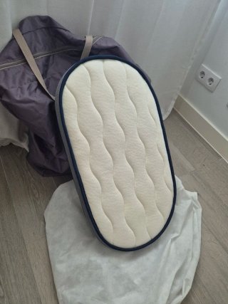 Cuna de viaje Kinderkraft con mosquitera