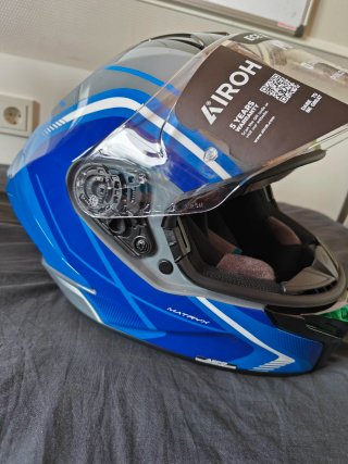 Casco de moto carbono nuevo