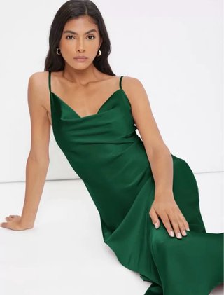 Vestido satén verde oscuro tirantes