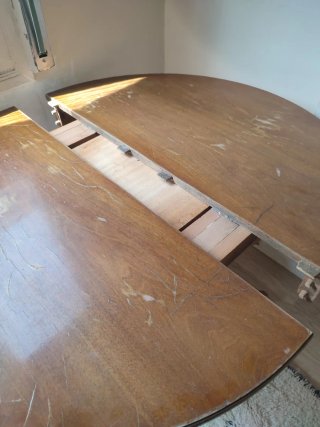 Mesa de comedor extensible de madera