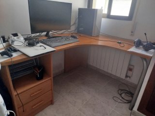 Escritorio esquinero madera y metal
