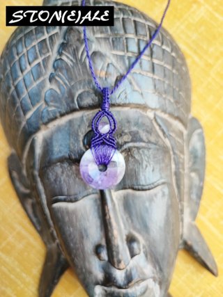 Collana con ciondolo in macrame con ametista