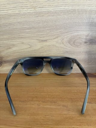 Gafas de sol Ray-Ban grises y azules