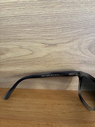 Gafas de sol Ray-Ban grises y azules