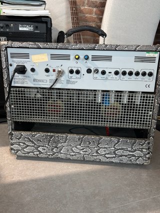 Amplificador Válvulas Laney Crome-O-Zone