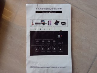 Mini mezclador de sonido 4 canales