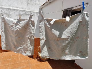 Colcha Cama 150 Rosa y Blanca