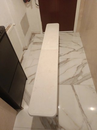 Mesa de campo plegable con 2 bancos