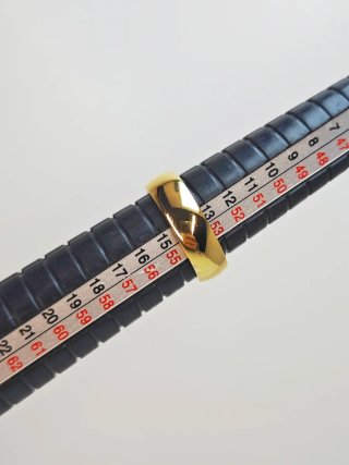 Anillo Titanio dorado alianza  grabado