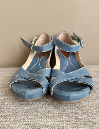 Sandalias cuña azul piel Khirió Vera Pelle T. 39