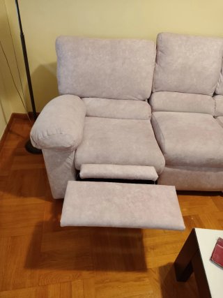 Sofá modular gris claro con relax