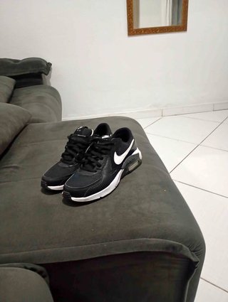 Tênis Nike Air Max Preto e Branco