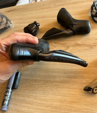 Grupo Shimano Ultegra Di2 12V sin bielas