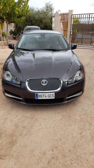 Jaguar XF 2009 lixury