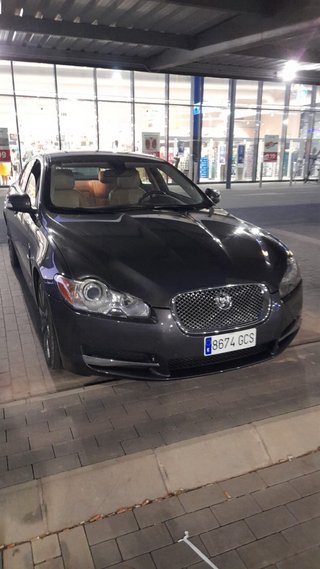 Jaguar XF 2009 lixury