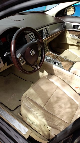 Jaguar XF 2009 lixury