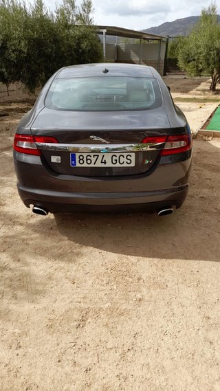Jaguar XF 2009 lixury