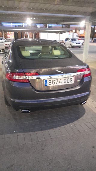 Jaguar XF 2009 lixury