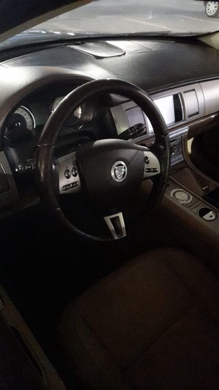 Jaguar XF 2009 lixury