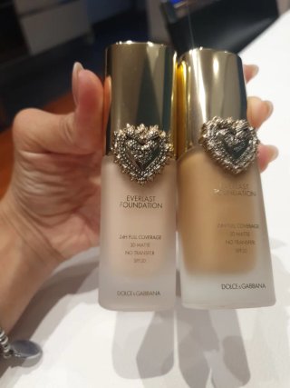Dolce & Gabbana Everlast Foundation Beige
