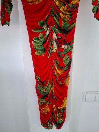 Vestido estampado floral rojo