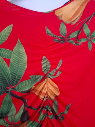 Vestido estampado floral rojo