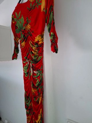 Vestido estampado floral rojo