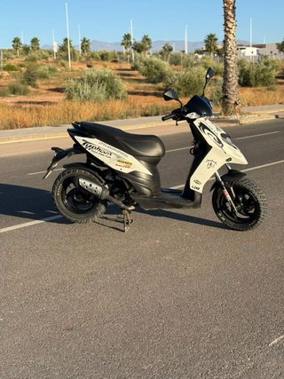 Piaggio Typhoon Scooter Automática