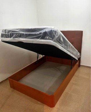 Canapé 150x190 en stock