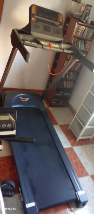 Cinta de correr y caminar tecnovita evo T 300