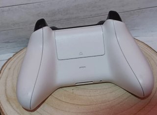 Mando Xbox one s original con josyticks tmr