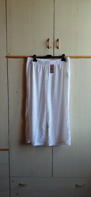 Pantaloni bianchi donna 3/4 estivi