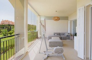Piso en venta en Calaburra - Chaparral en Mijas