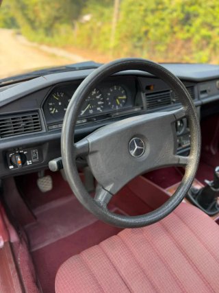 Mercedes-Benz 190d 1984