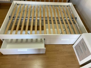 MONTADOR DE MUEBLES Y MANITAS