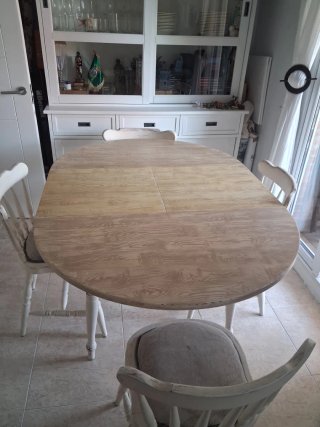 Mesa de comedor extensible de madera