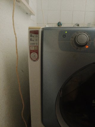 Lavadora secadora Hotpoint Aqualtis