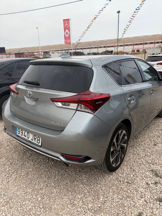 Toyota Auris 2016