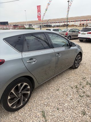 Toyota Auris 2016