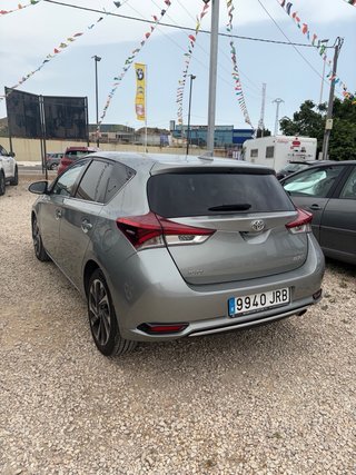Toyota Auris 2016
