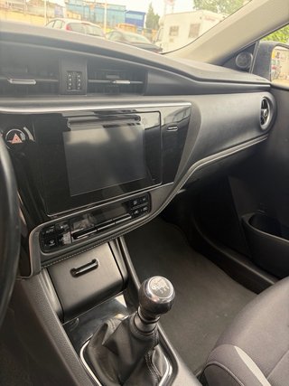Toyota Auris 2016