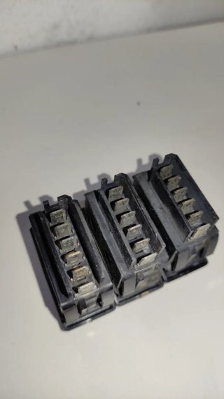 Interruptor elevalunas Renault 21